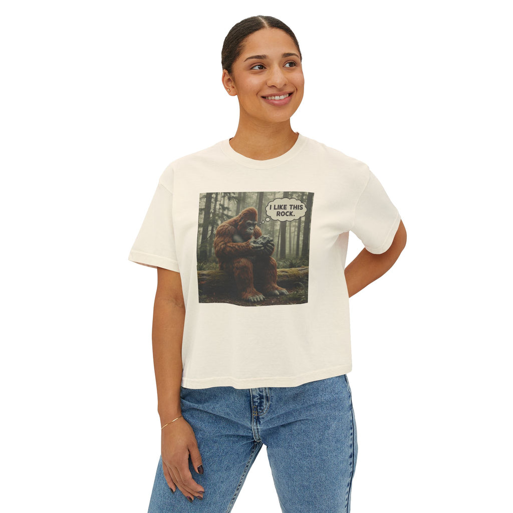 Boxy Tee: Bigfoot - I like this Rock