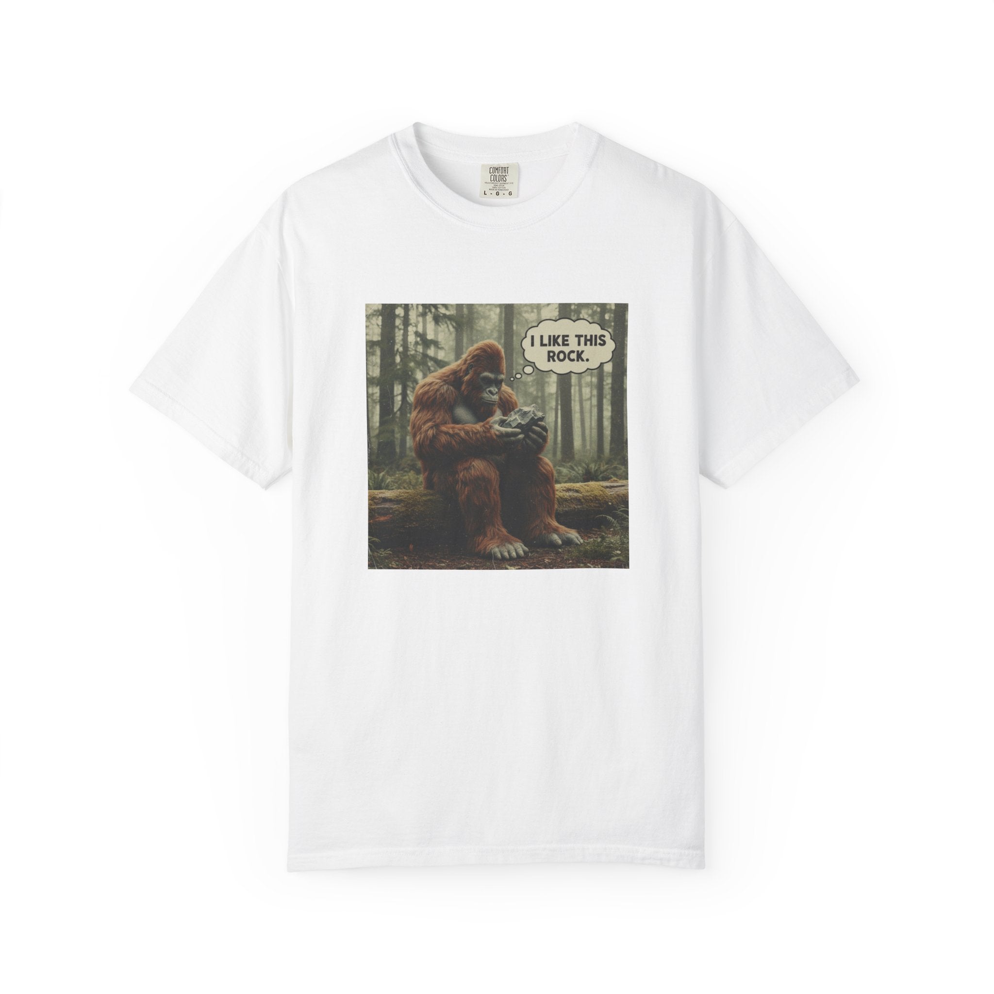 Bay Funny Graphic Tees: Bigfoot - I Like This Rock